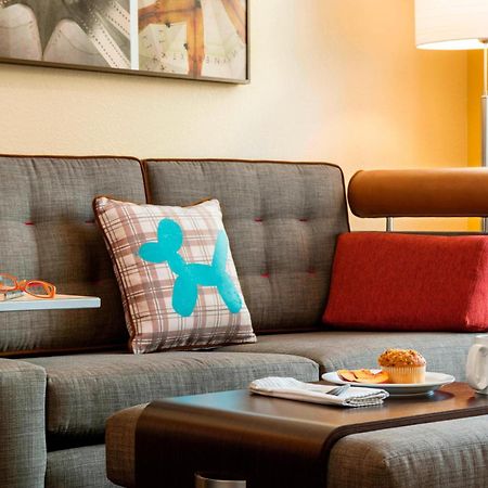 Towneplace Suites By Marriott Red Deer Eksteriør bilde
