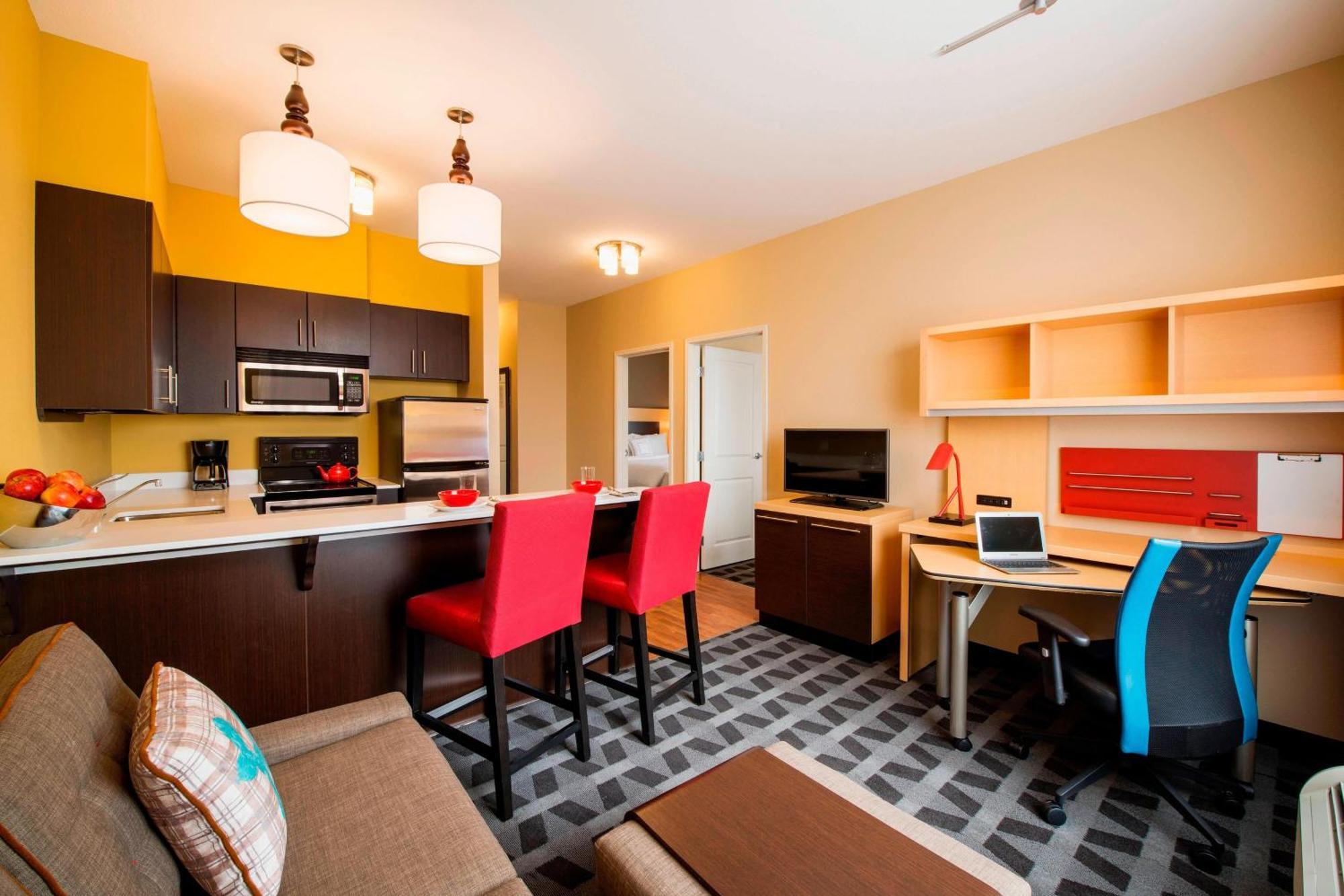 Towneplace Suites By Marriott Red Deer Eksteriør bilde
